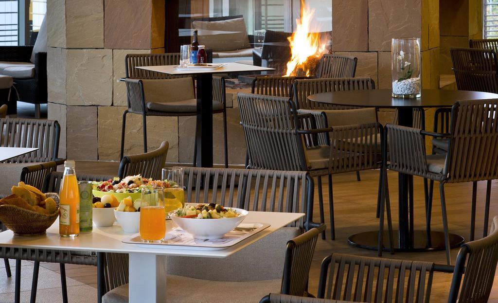 Hotel Barriere Ribeauville Экстерьер фото